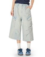 Washed distressed jeans