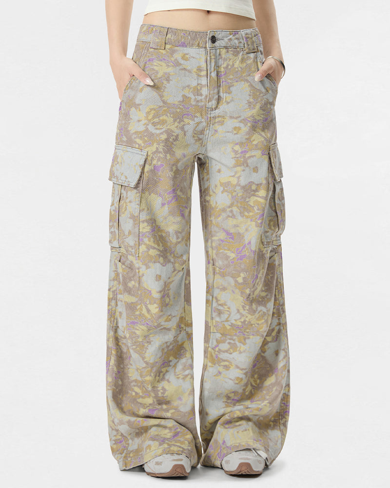 Wide-leg camouflage trousers
