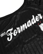 Off-shoulder neutral style short sleeves