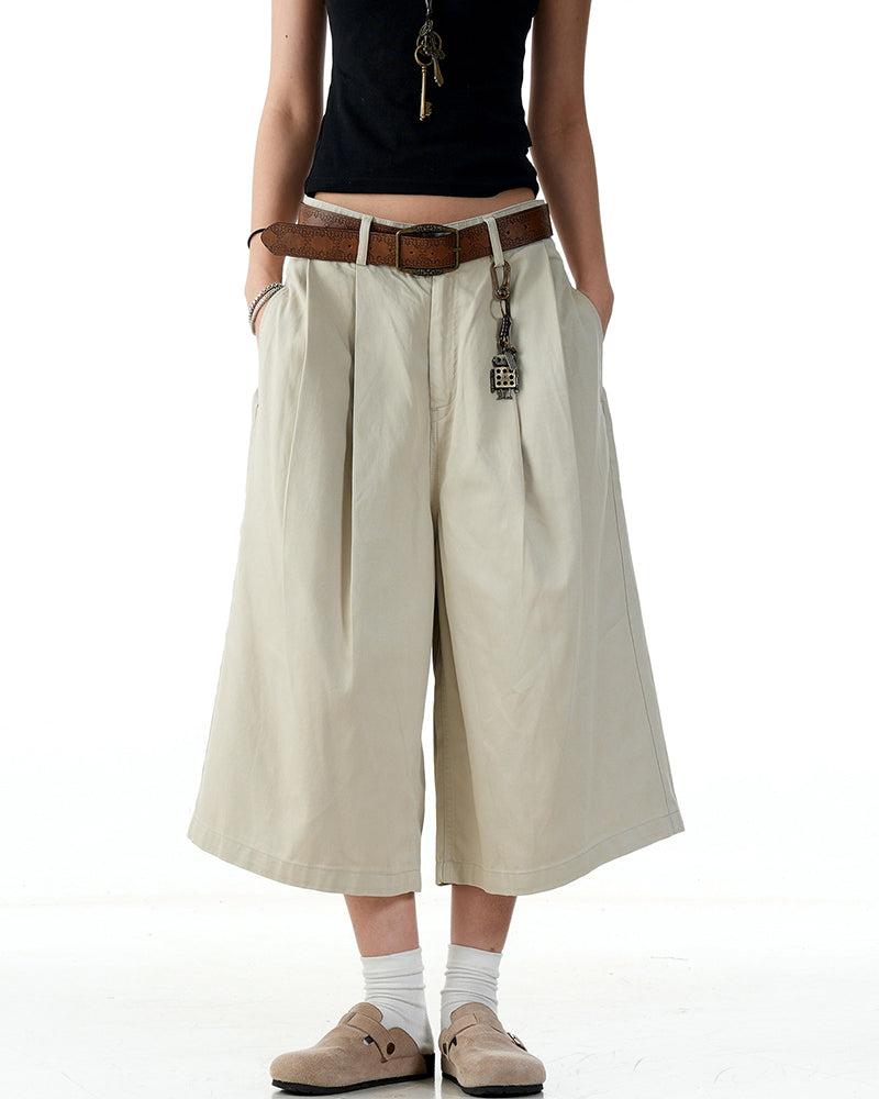 Simple breathable shorts