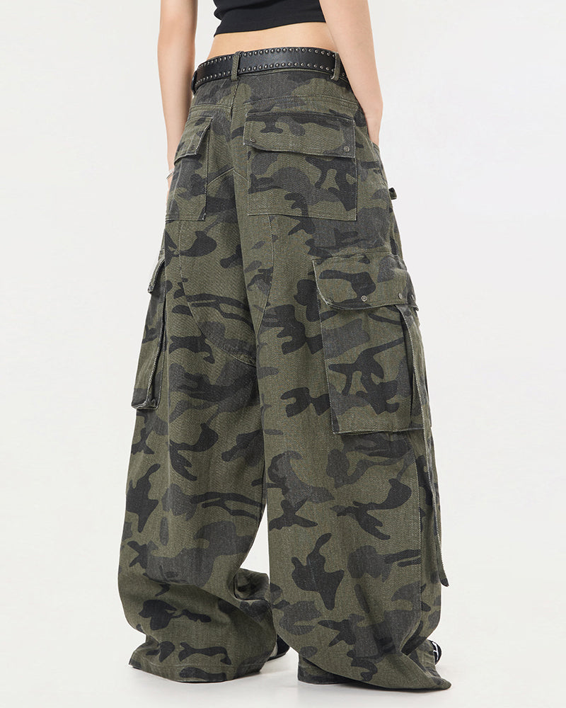 Multi-pocket heavy-duty wide-leg pants