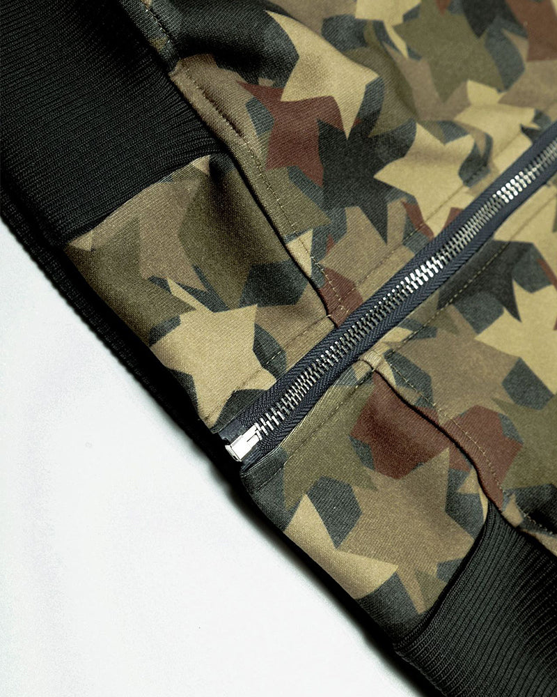 Camouflage hooded sweatshirt jacket