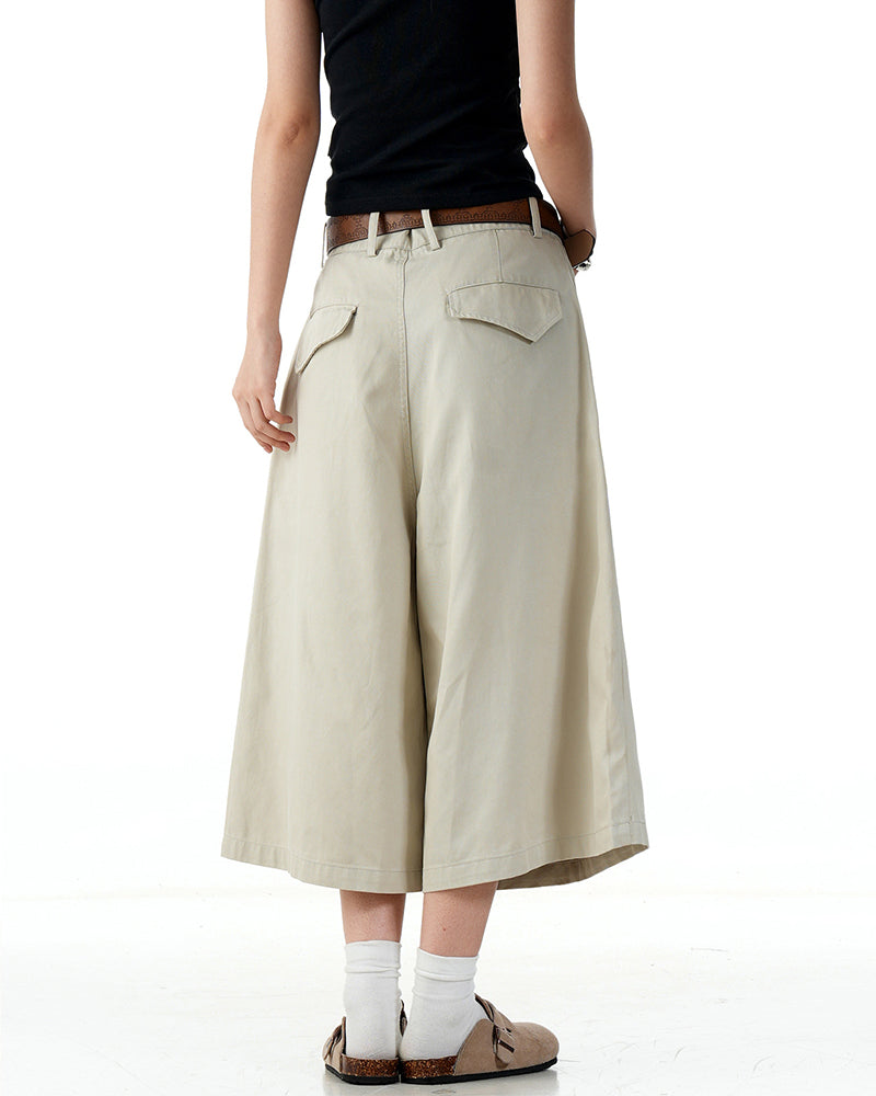 Simple breathable shorts