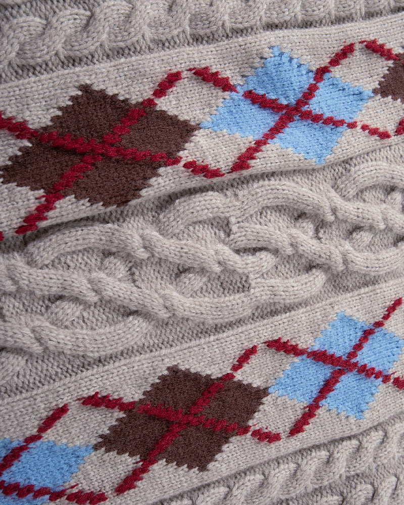 菱形格麻花辮套頭毛衣