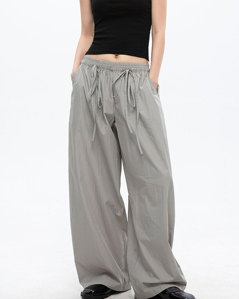 Bow straight pants