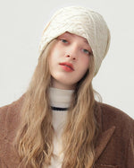 純色雙層皺褶套頭帽