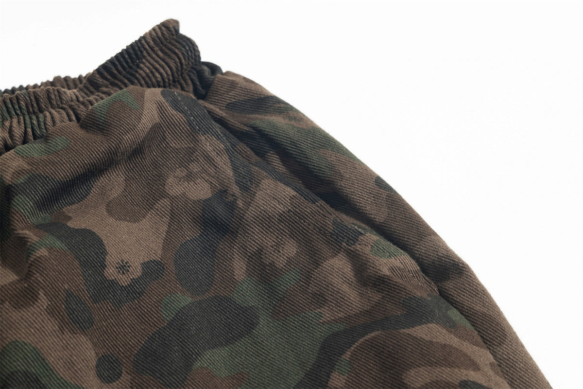 Retro washed distressed camouflage pants