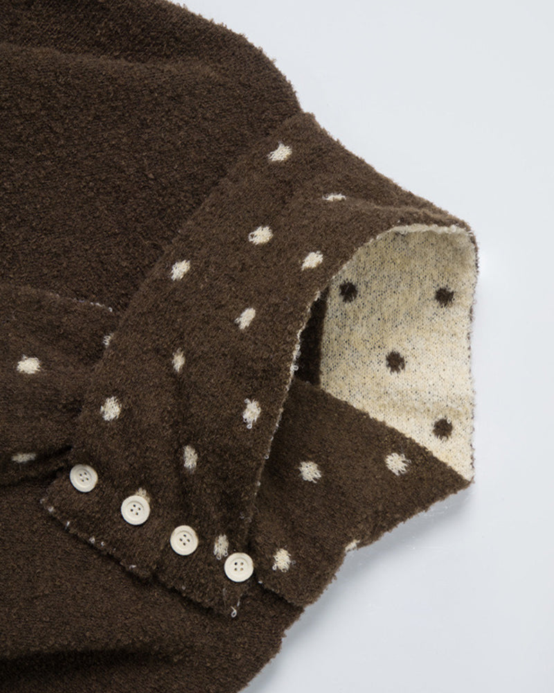 Loose and sweet knitwear