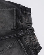 水洗直筒牛仔褲