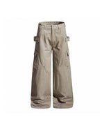 カジュアルなストレートレッグのカーゴパンツ