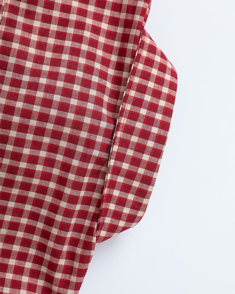 Fun plaid short-sleeved shirt