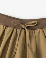 Anti-exposure pleated skirt