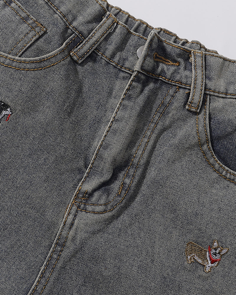 Puppy Embroidered Cropped Shorts