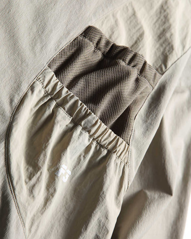 Patchwork pocket crew neck sweatshirt