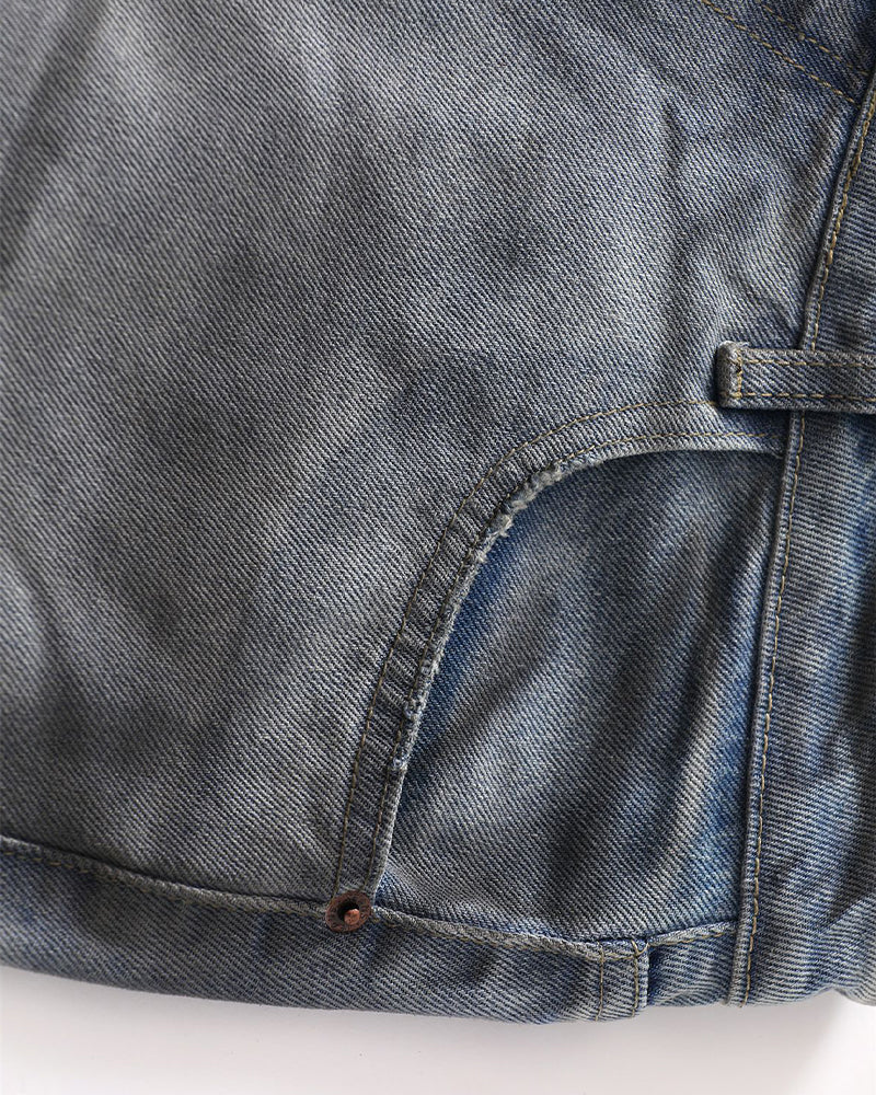 水洗破洞直筒牛仔褲