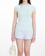 Slim-fit versatile printed short sleeves