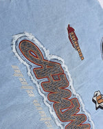 대조적인 컬러의 데님 반팔