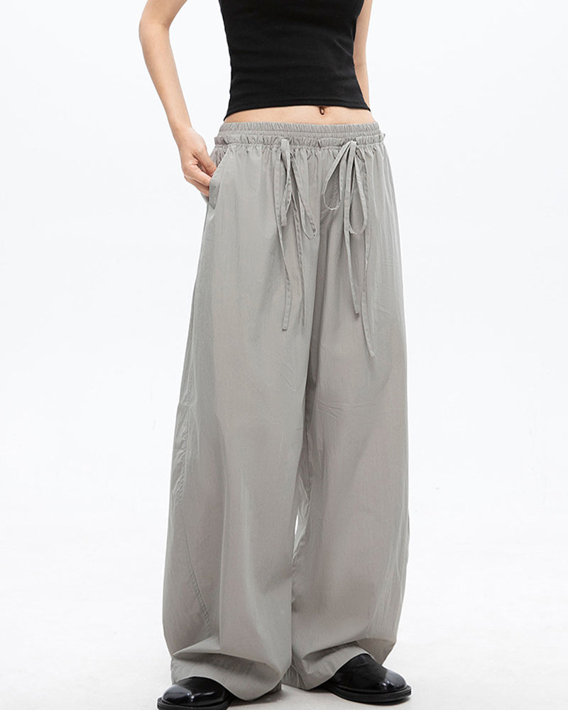 Bow straight pants