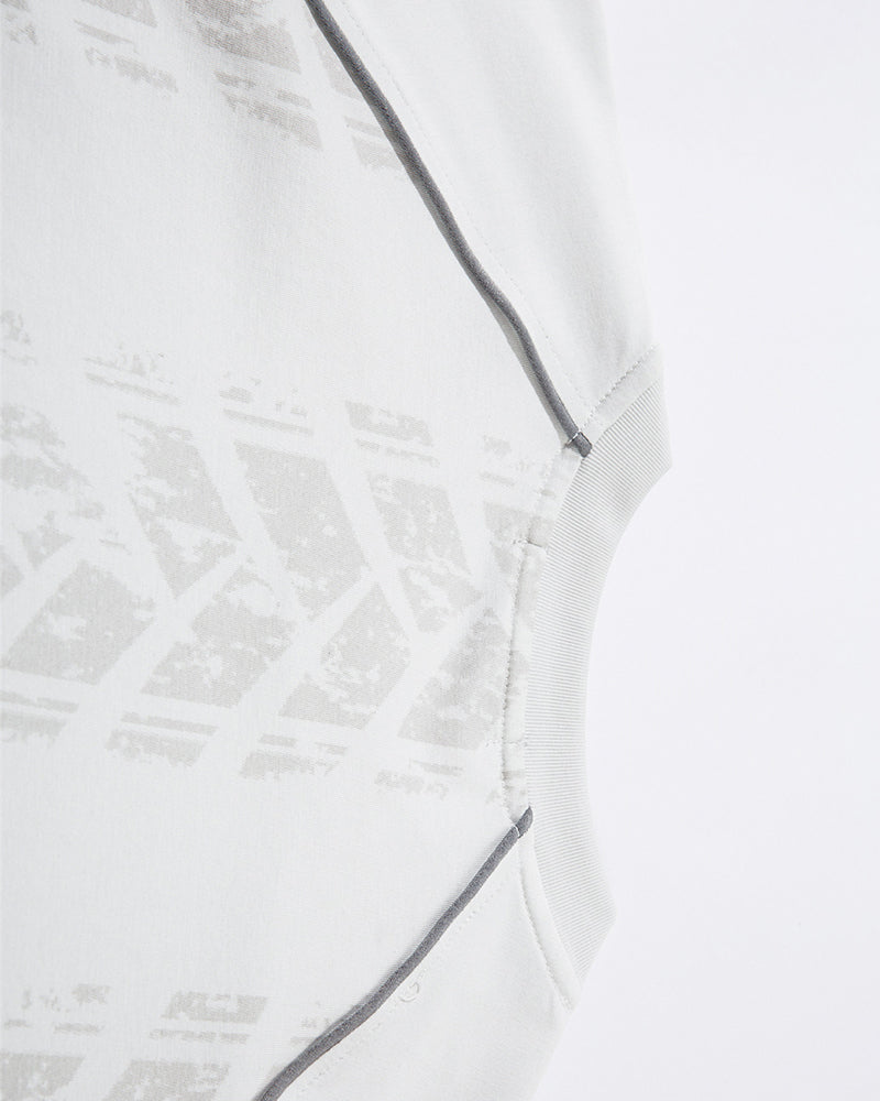 심플한 스포츠 스타일 반팔