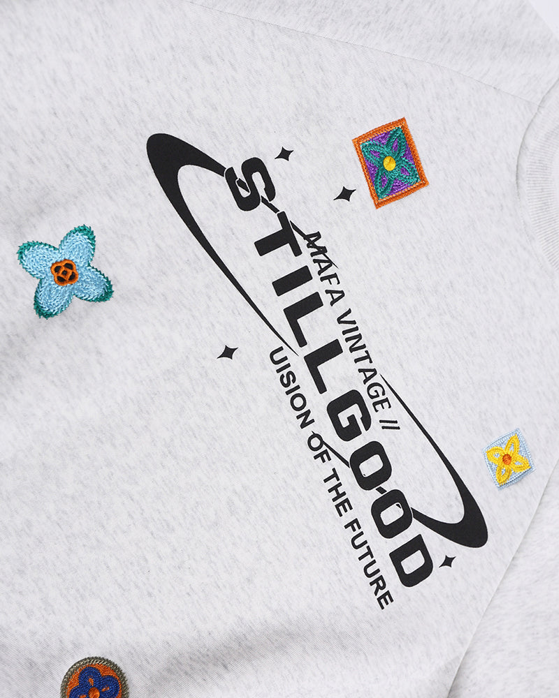 刺綉小花百搭衛衣