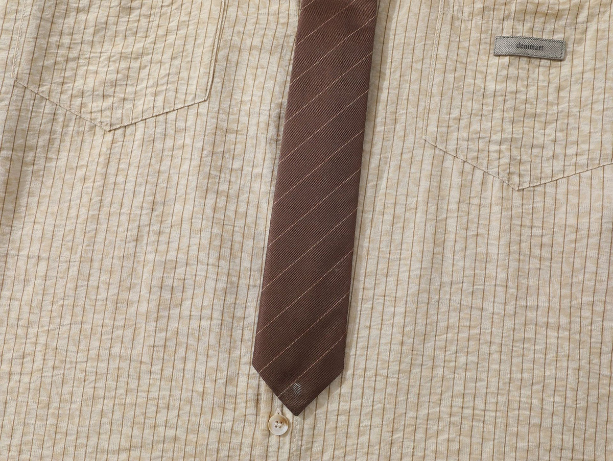 Retro versatile short-sleeved shirt