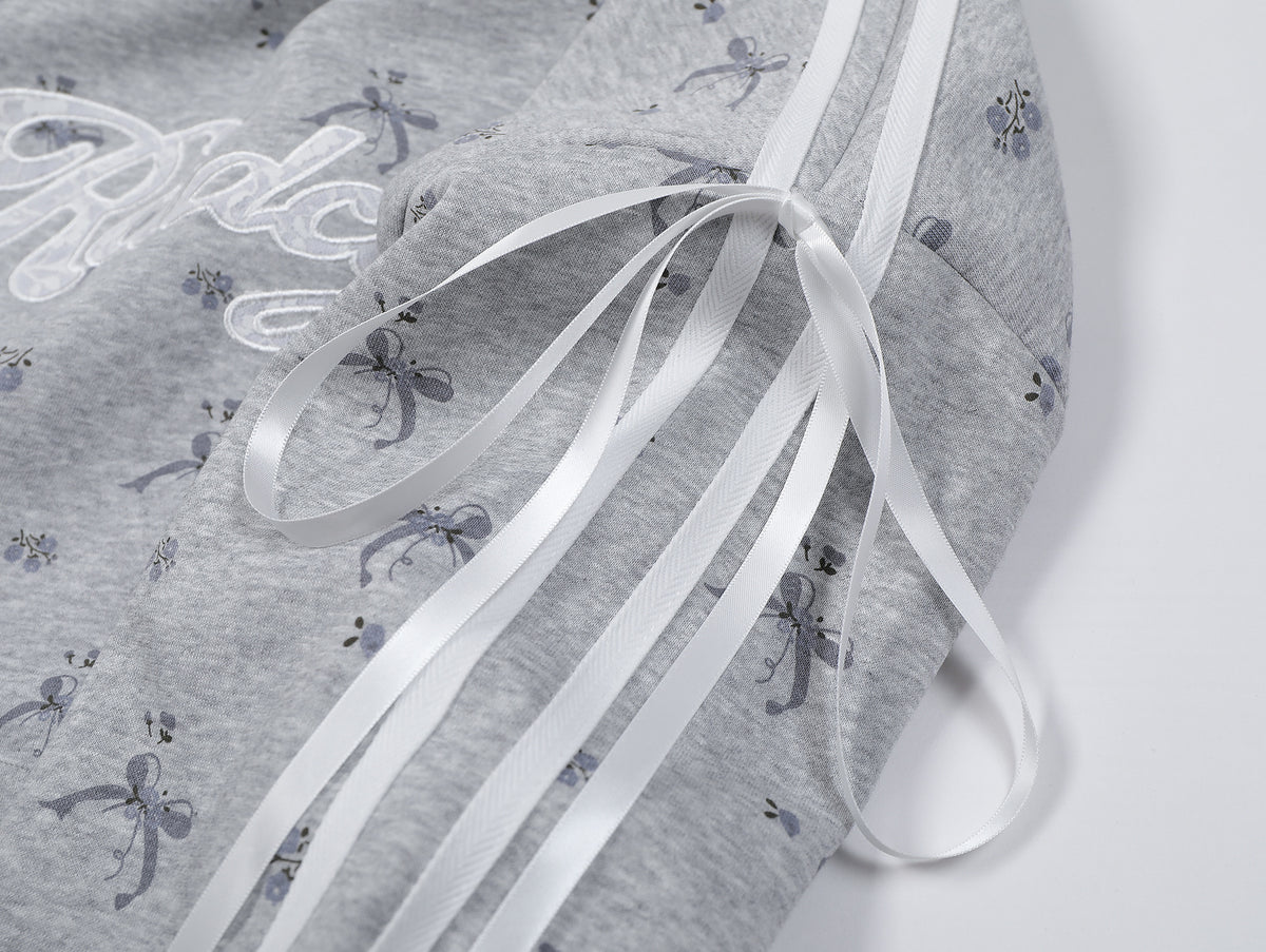 Retro cute embroidered hooded sweatshirt