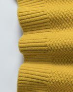 Crew neck bear knit sweater