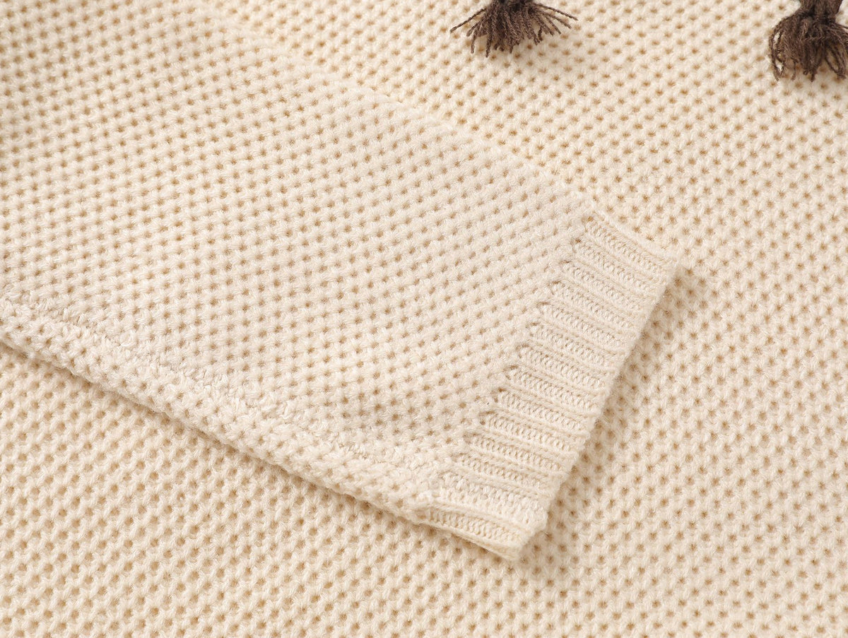 Short knitted sweater (women's style)