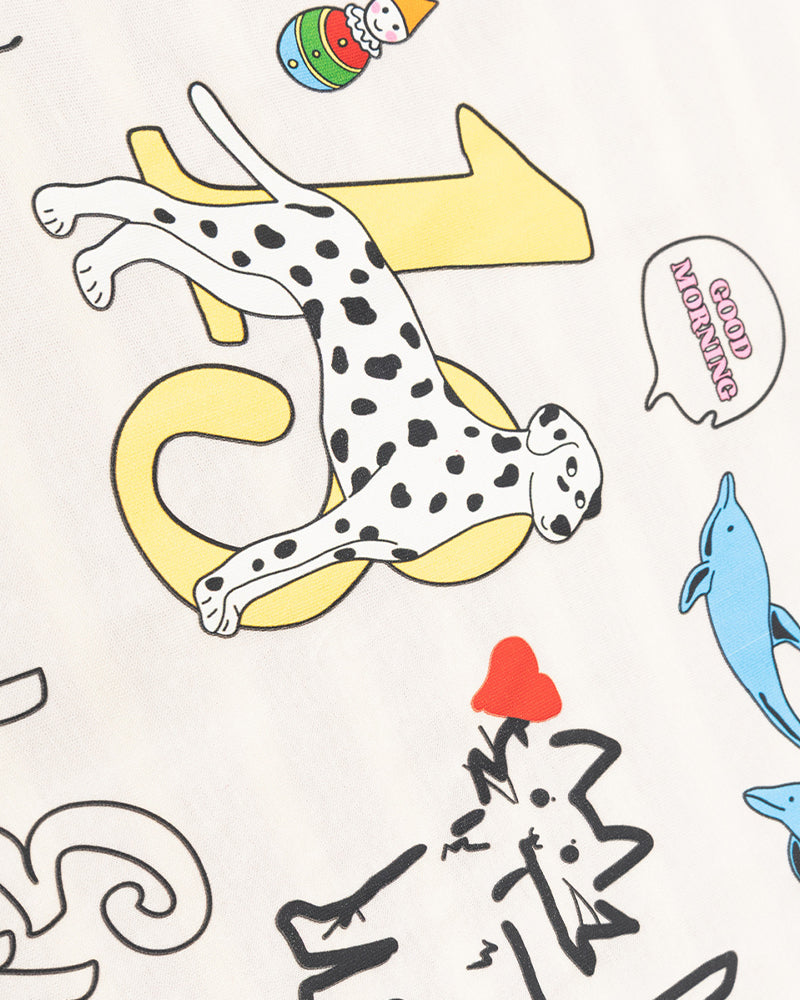 대비되는 컬러의 귀여운 반팔