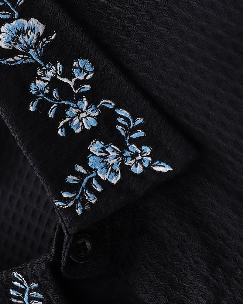 Floral embroidered long-sleeved shirt