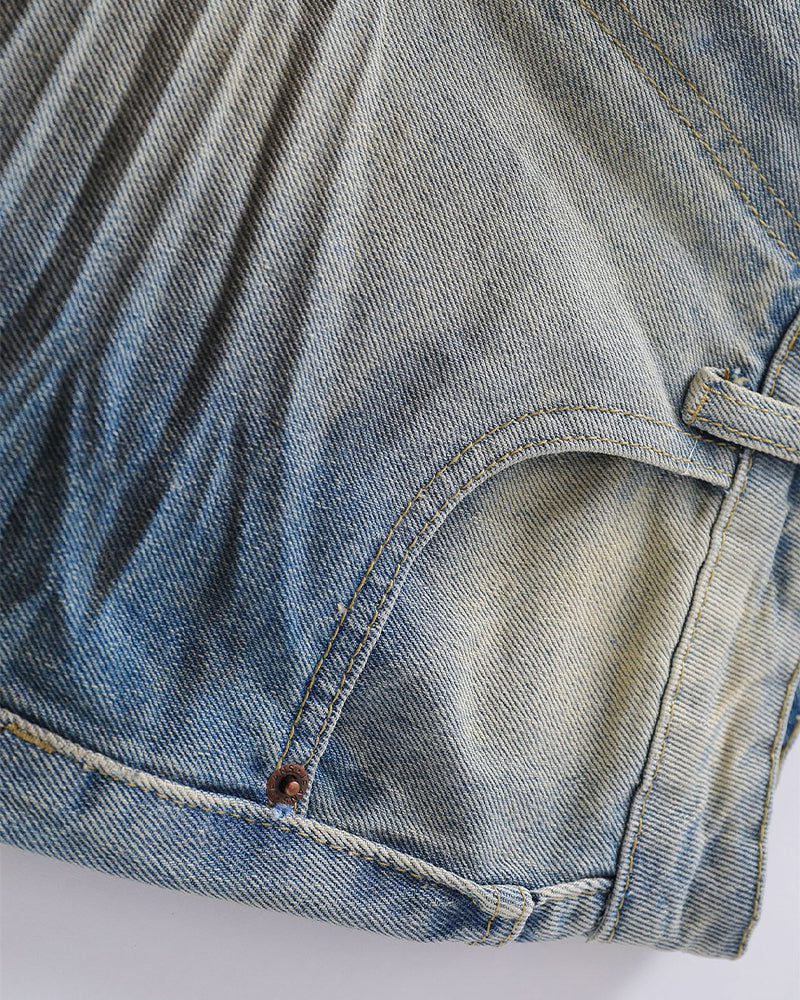 水洗直筒牛仔褲