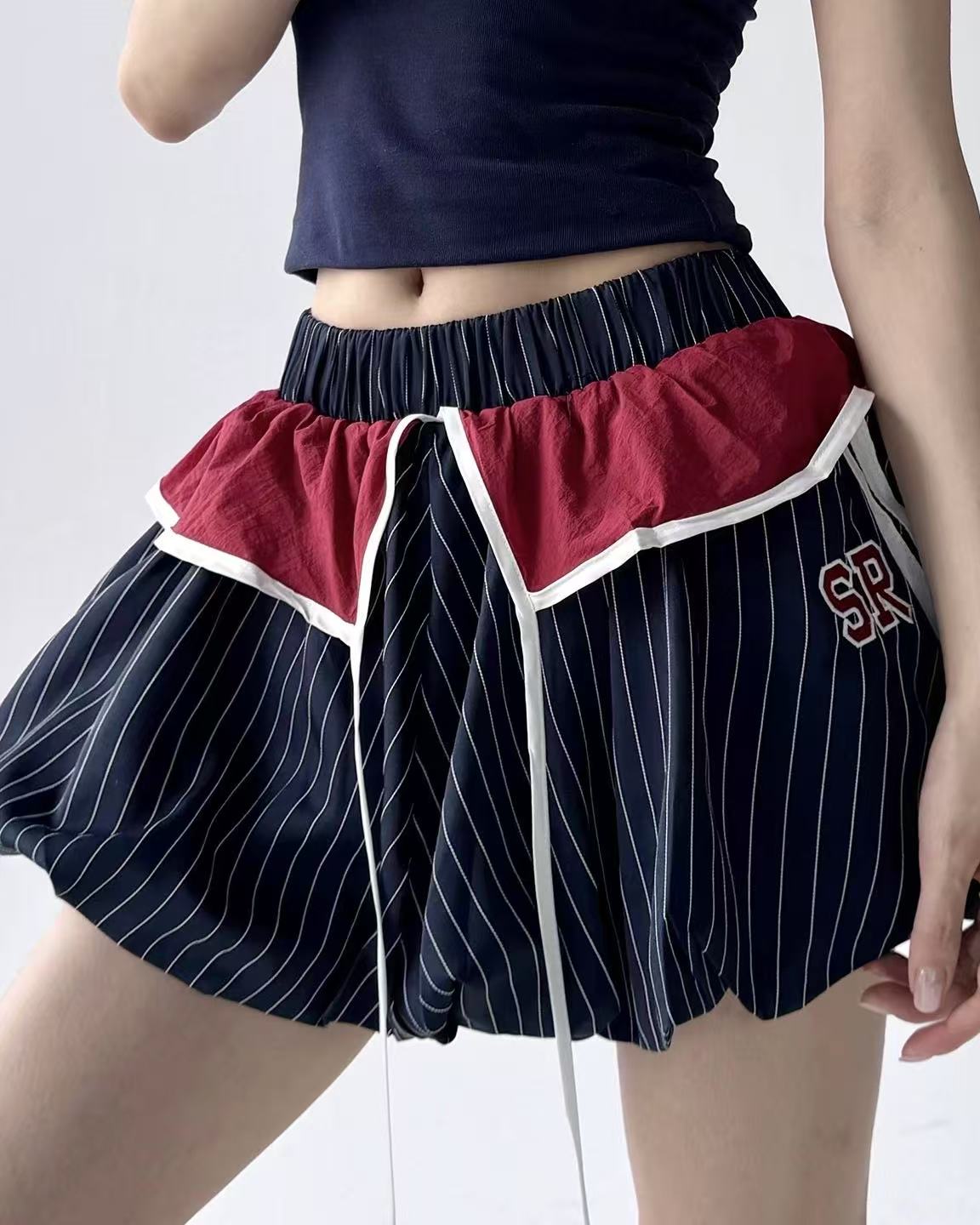 休閑設計感短裙