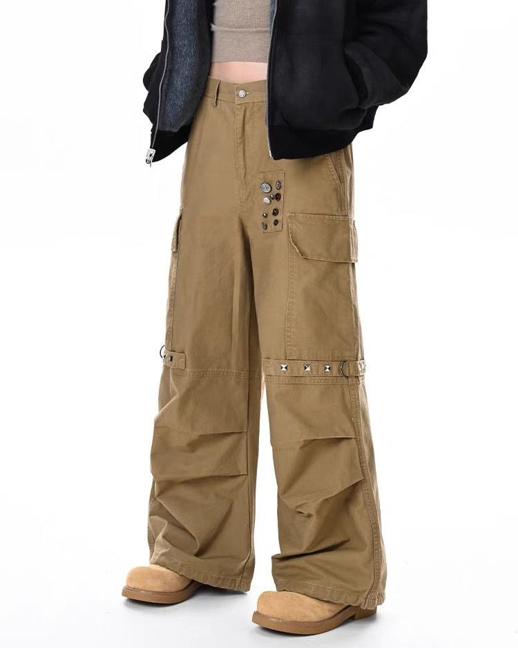Retro distressed large pocket cargo pants