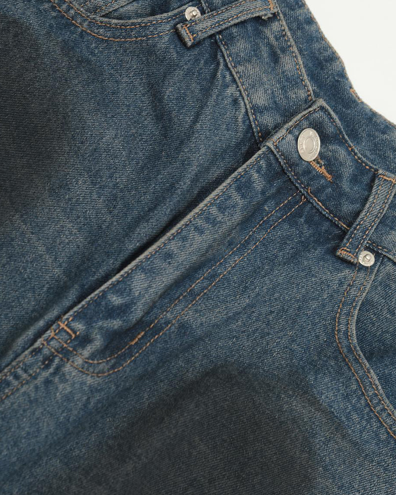 做舊直筒牛仔褲