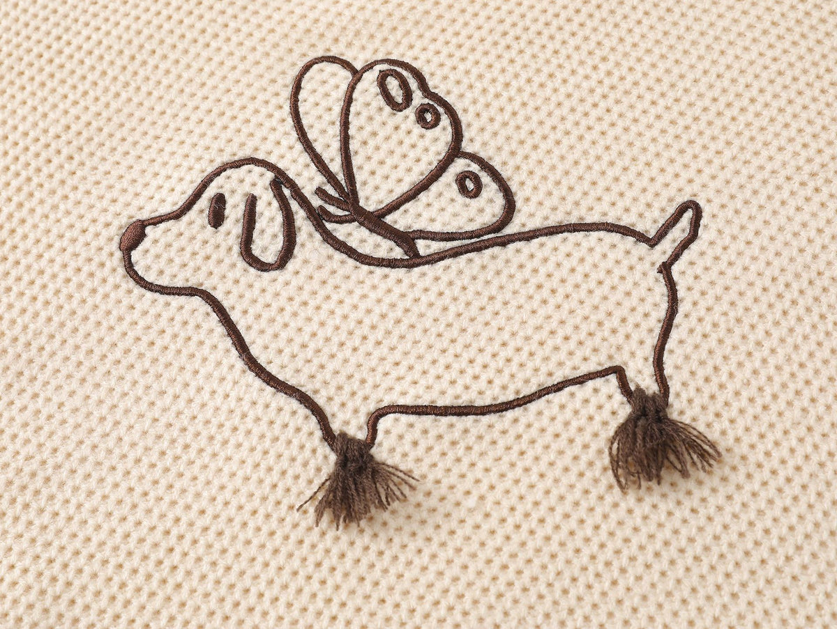 Short knitted sweater (women's style)