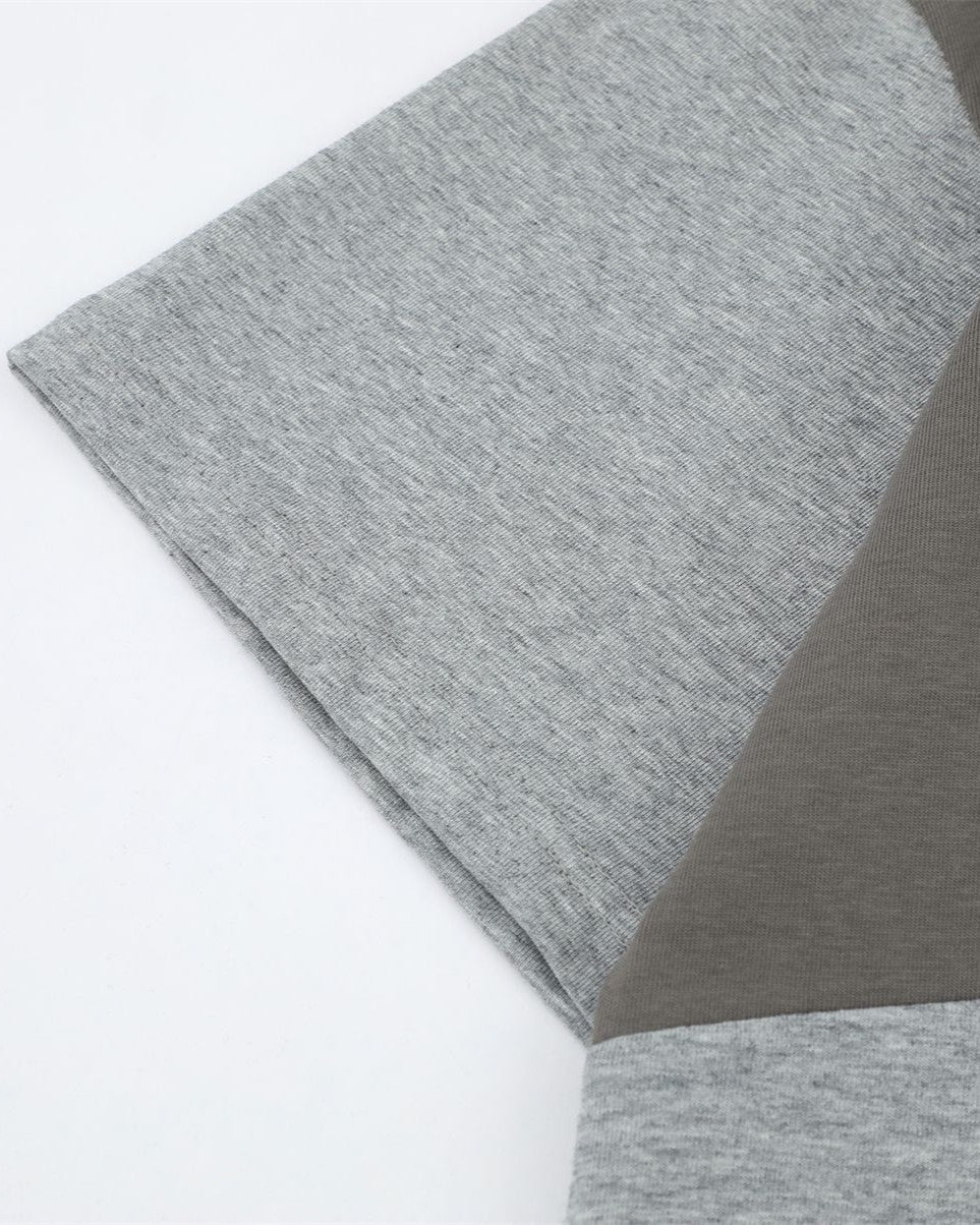 대조적인 컬러 스티칭 짧은 소매