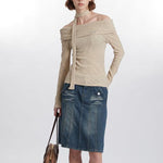 Striped contrasting one-shoulder long sleeves (women's style)