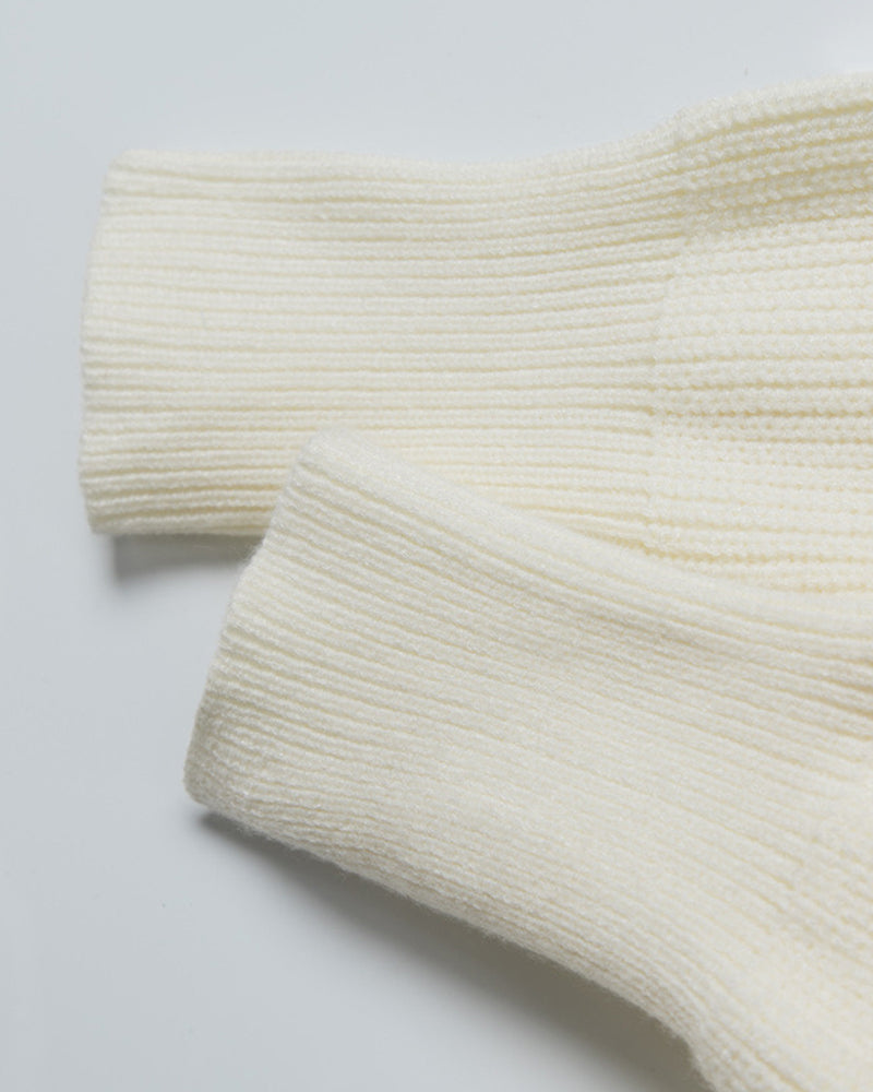 오프숄더 하이엔드 스웨터