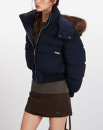 Thick hooded short jacket