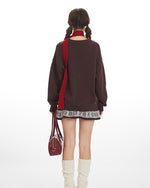 Bear-patterned loose-fitting knit sweater