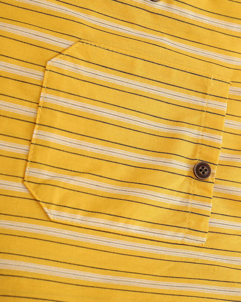 Simple long-sleeved shirt