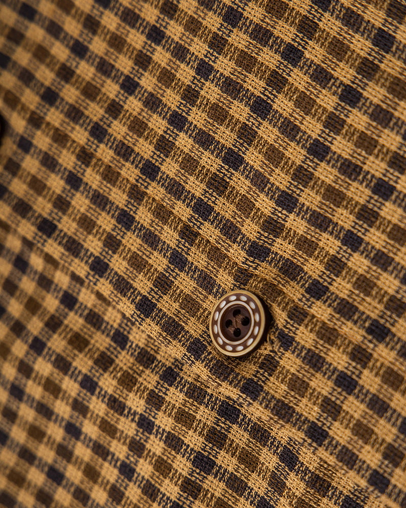 Embroidered plaid long-sleeved shirt