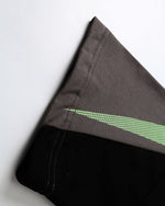 Loose contrasting short sleeves