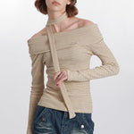 Striped contrasting one-shoulder long sleeves (women's style)