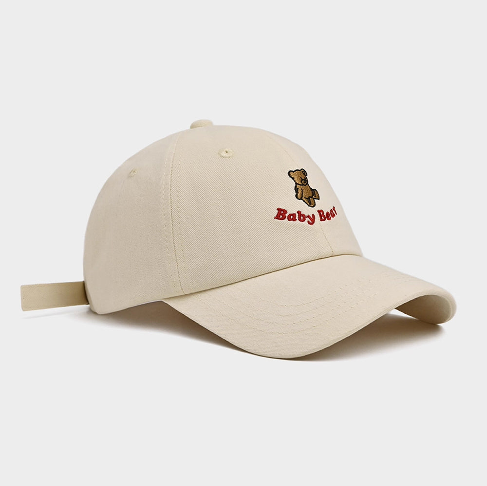 かわいいクマの野球帽