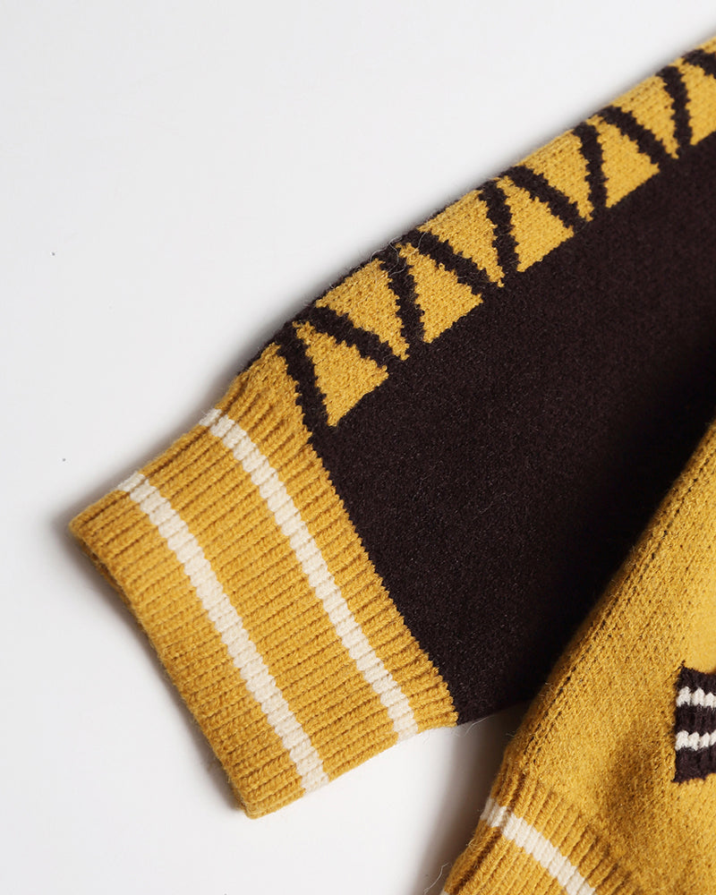 Retro contrast color stitching sweater