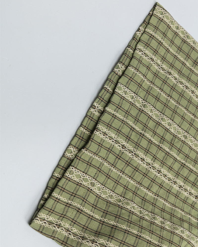 Cute short-sleeved shirt with pendant