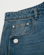 심플한 루즈한 데님 반바지