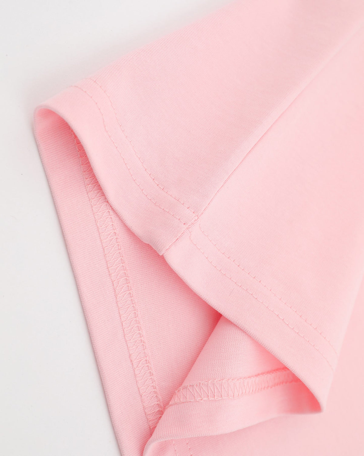 탈부착 가능한 짧은 소매