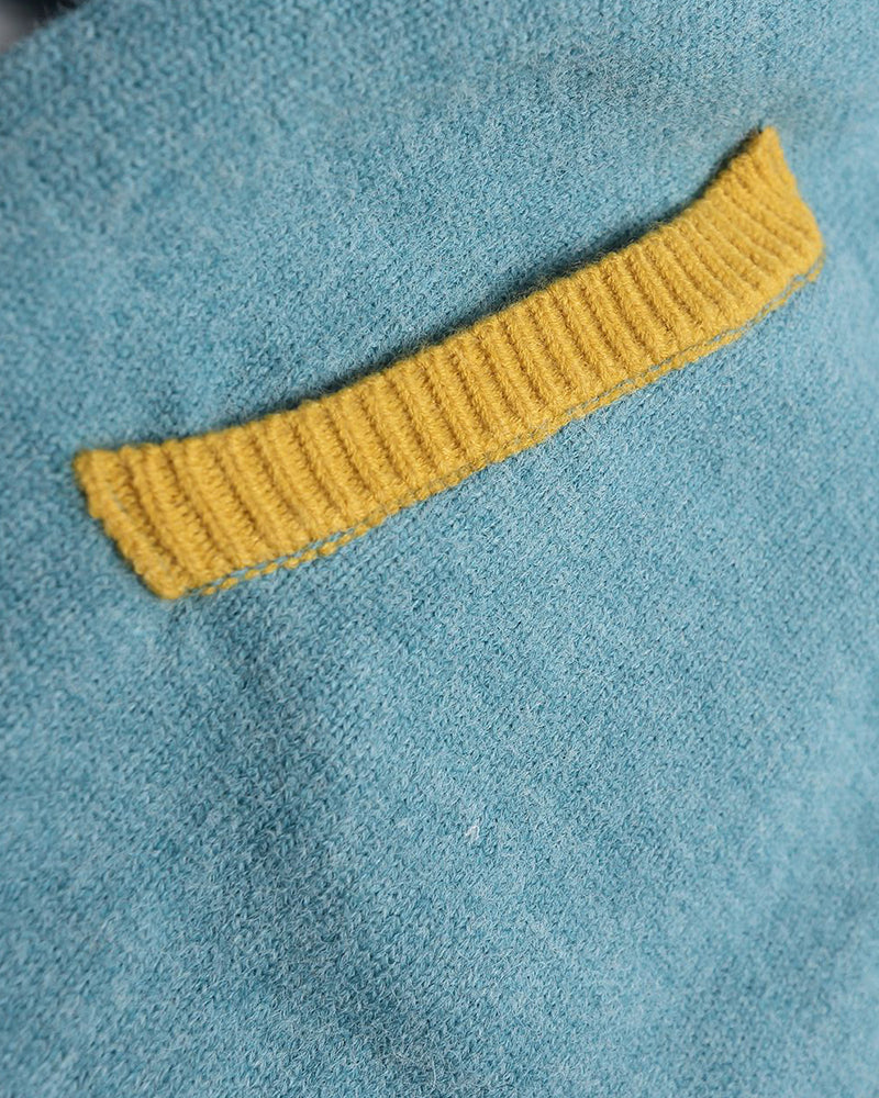 Retro contrast hooded knitted sweater